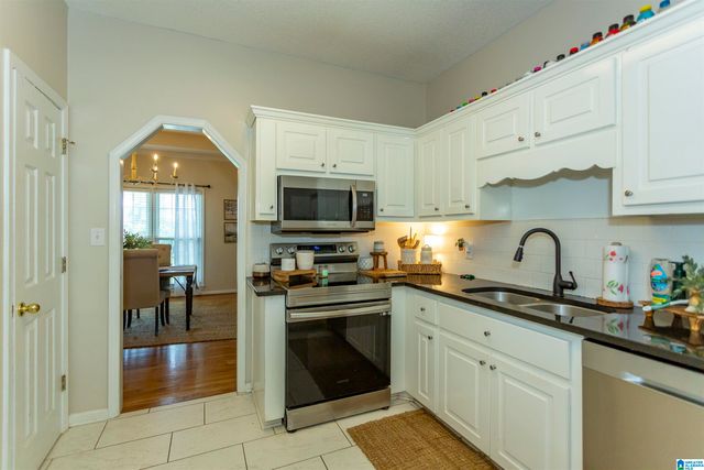 192 KENTWOOD DRIVE, Alabaster, AL 35007