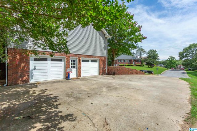 192 KENTWOOD DRIVE, Alabaster, AL 35007