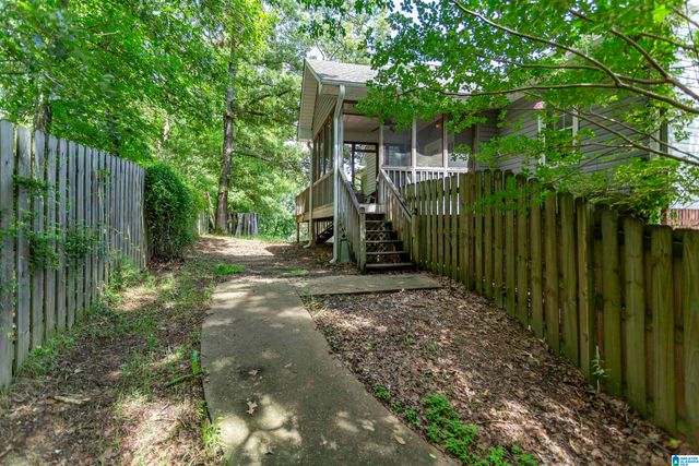 192 KENTWOOD DRIVE, Alabaster, AL 35007