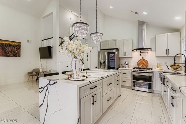 4325 Bob White Drive, North Las Vegas, NV 89032