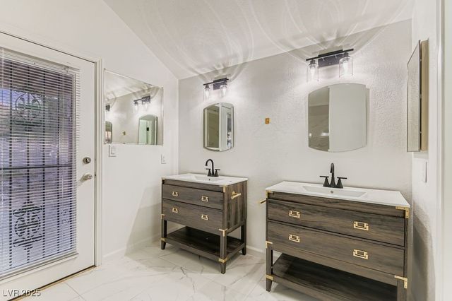 4325 Bob White Drive, North Las Vegas, NV 89032