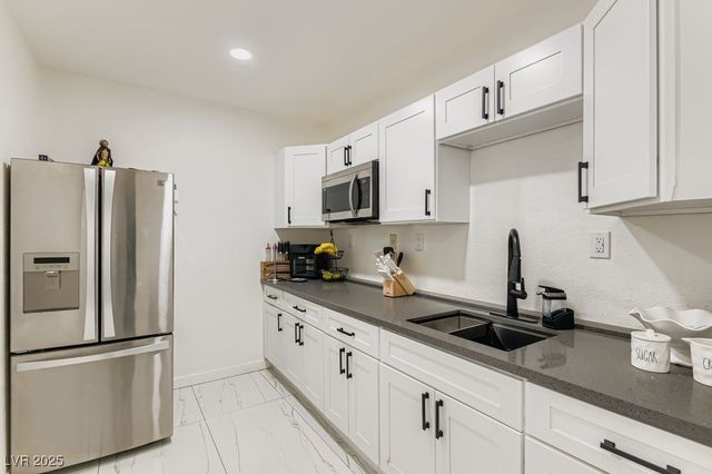 4325 Bob White Drive, North Las Vegas, NV 89032