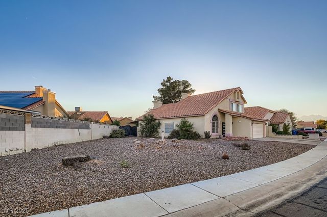 4325 Bob White Drive, North Las Vegas, NV 89032