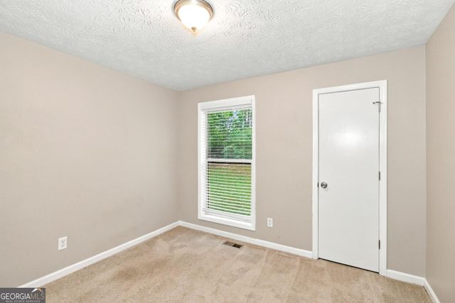 6048 Matthew Lane, Douglasville, GA 30135