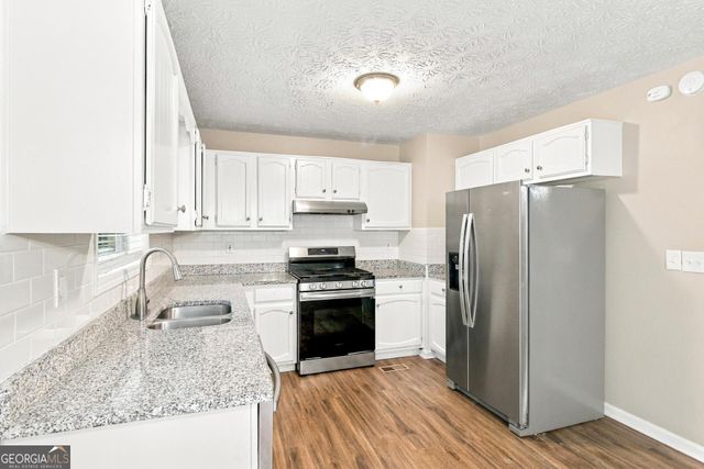 6048 Matthew Lane, Douglasville, GA 30135