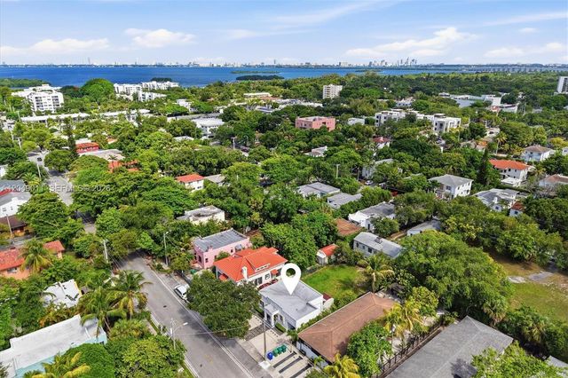 446 NE 64th St, Miami, FL 33138