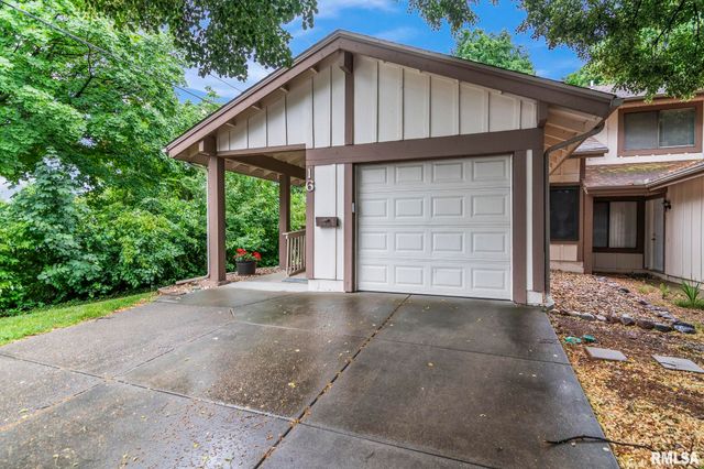 16 Whisperglen Lane, Springfield, IL 62704