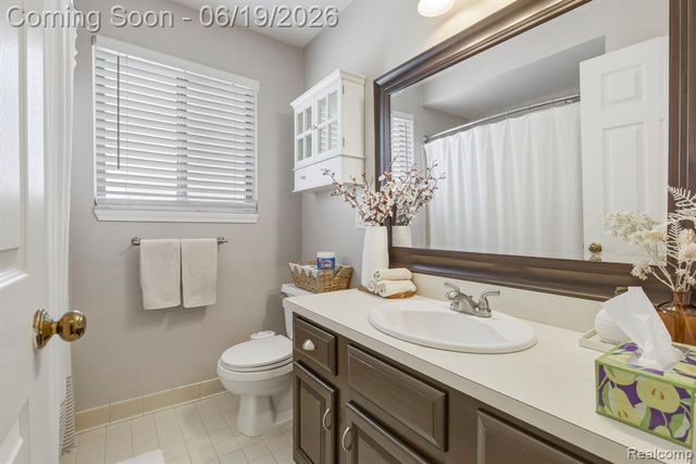 16999 Cristina Court, Clinton Township, MI 48038