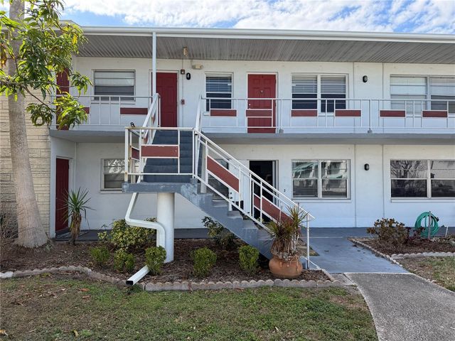 5850 18TH STREET N 16, St Petersburg, FL 33714