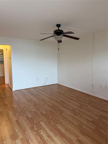 5850 18TH STREET N 16, St Petersburg, FL 33714