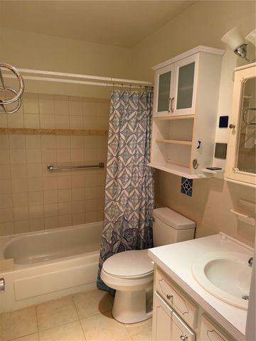 5850 18TH STREET N 16, St Petersburg, FL 33714