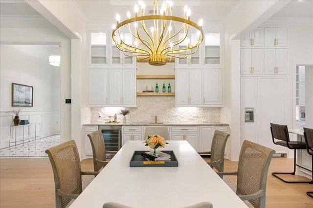 26041 Crown Ranch Boulevard, Montgomery, TX 77316