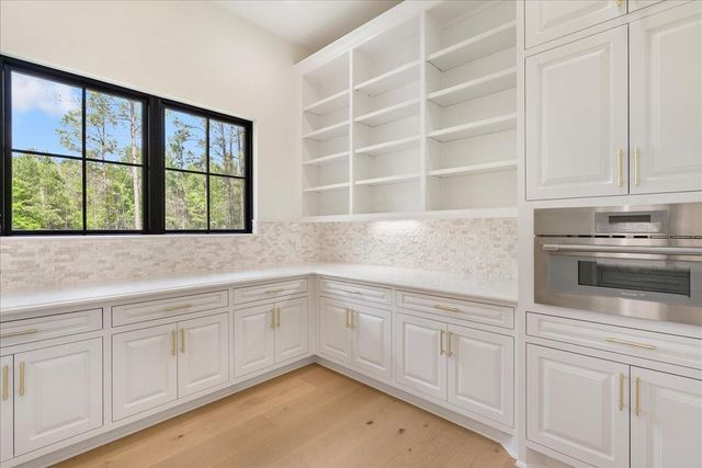 26041 Crown Ranch Boulevard, Montgomery, TX 77316