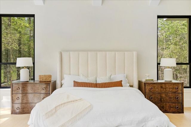 26041 Crown Ranch Boulevard, Montgomery, TX 77316