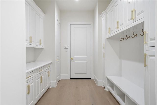 26041 Crown Ranch Boulevard, Montgomery, TX 77316