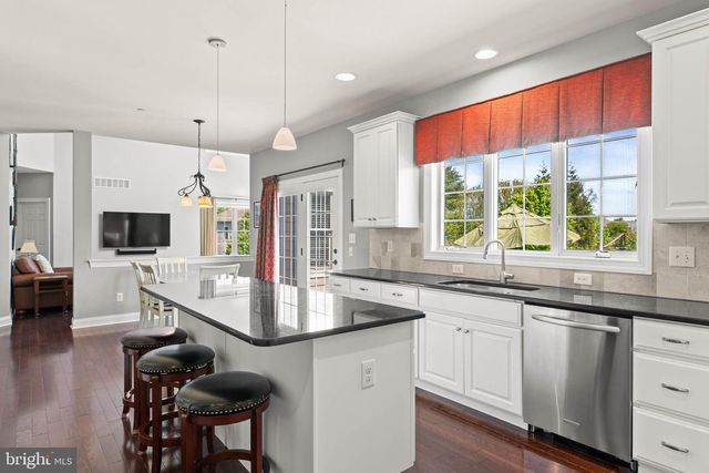 3907 LEWIS RUN RD, Newtown Square, PA 19073