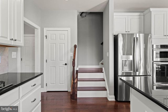 3907 LEWIS RUN RD, Newtown Square, PA 19073