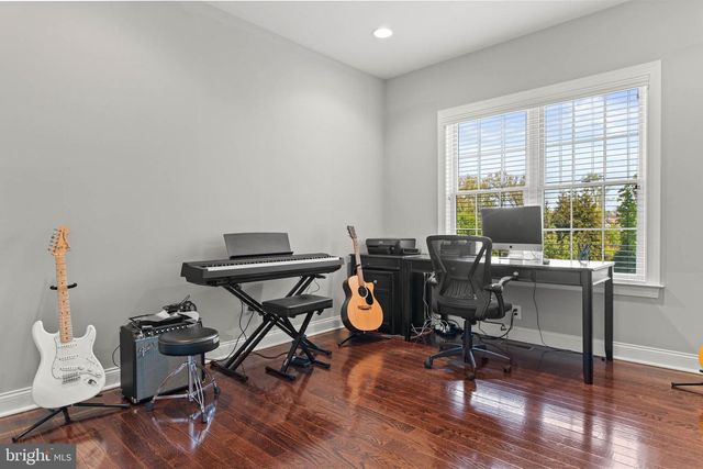 3907 LEWIS RUN RD, Newtown Square, PA 19073
