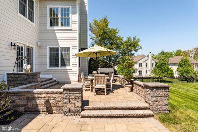 3907 LEWIS RUN RD, Newtown Square, PA 19073