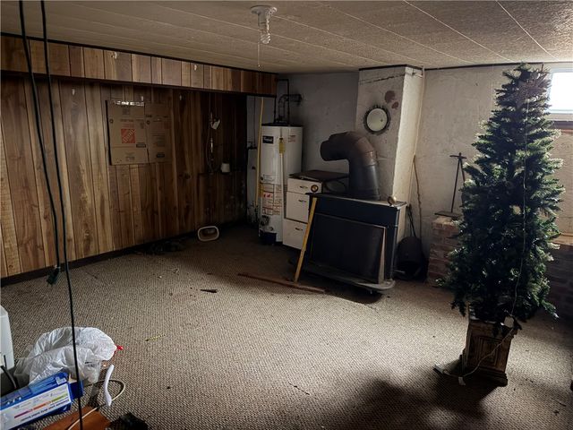 28 Grant St, Menallen Twp, PA 15468