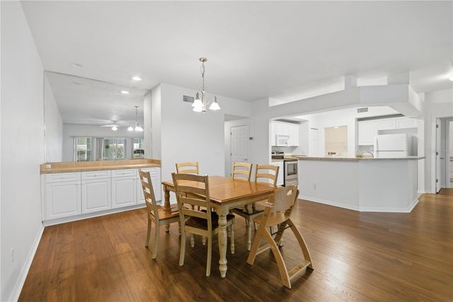 10529 NW 28TH LANE, Gainesville, FL 32606