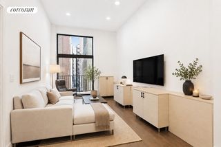 372 5th Ave Apt 4M, New York City, NY 10018