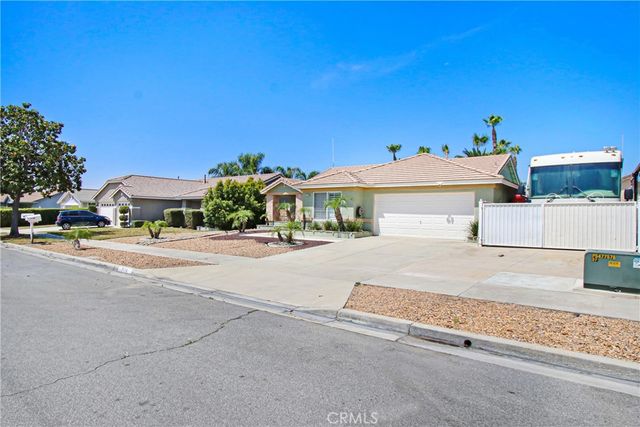 7114 Nebraska Street, Fontana, CA 92336