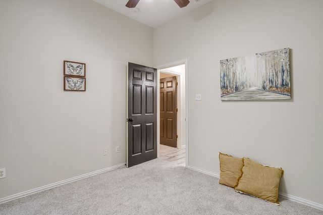 1105 Blackbird Court, Burleson, TX 76028