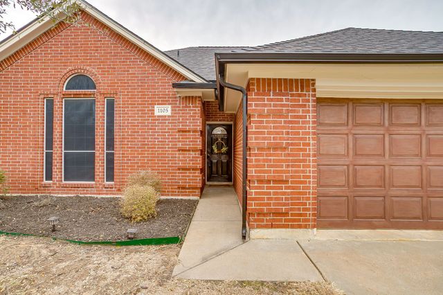 1105 Blackbird Court, Burleson, TX 76028