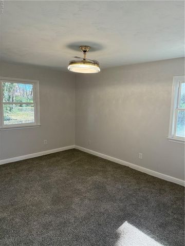 994 N King ST, Hampton, VA 23669