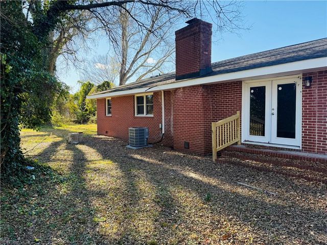 994 N King ST, Hampton, VA 23669