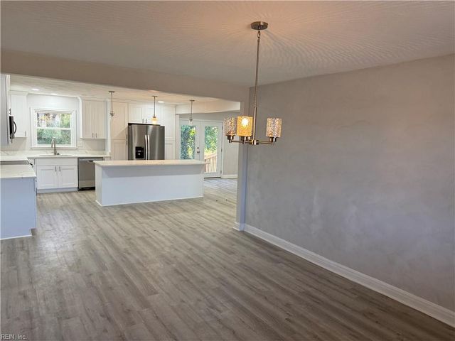 994 N King ST, Hampton, VA 23669