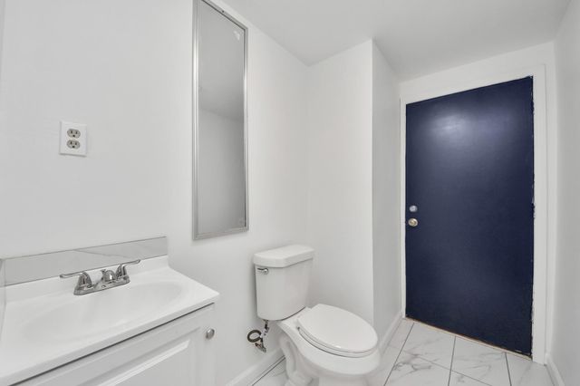 7045 Avenue E, Houston, TX 77011