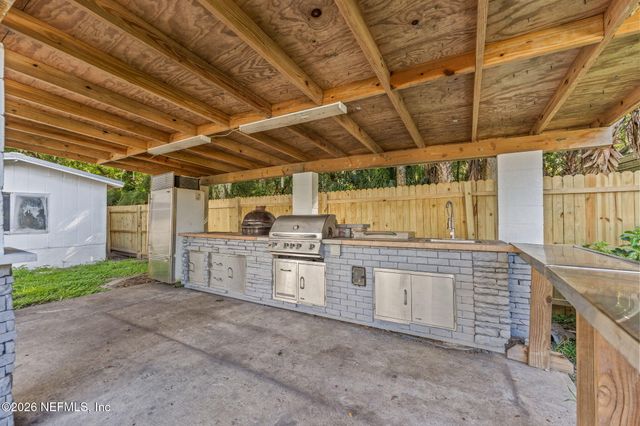 2455 SEAWAY Street, Jacksonville, FL 32233