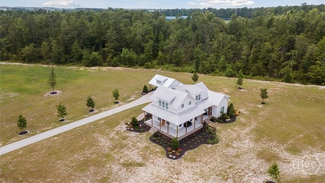 1513 Paris Avenue, Swainsboro, GA 30401