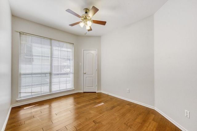 300 Shady Timbers Lane, Murphy, TX 75094