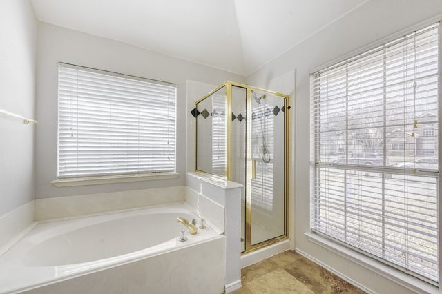 300 Shady Timbers Lane, Murphy, TX 75094