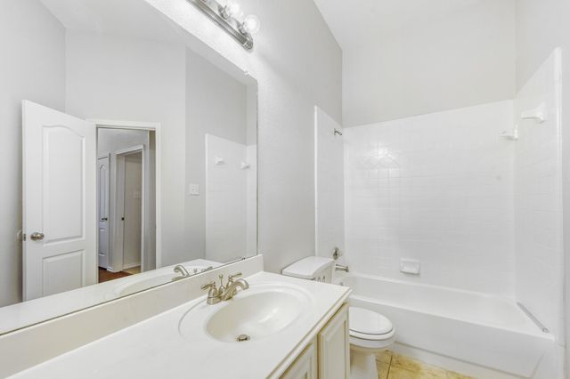 300 Shady Timbers Lane, Murphy, TX 75094