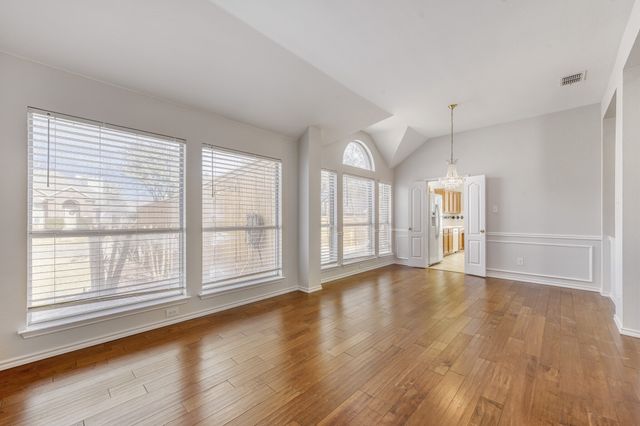 300 Shady Timbers Lane, Murphy, TX 75094