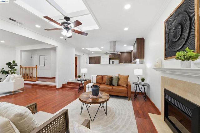 4201 Torres Ave, Fremont, CA 94536