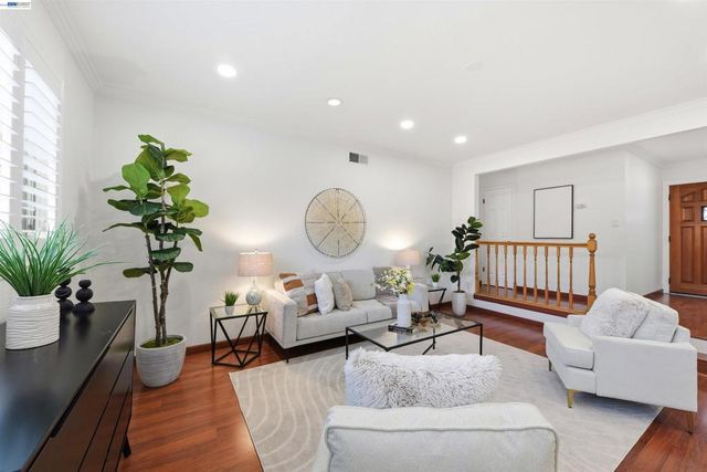 4201 Torres Ave, Fremont, CA 94536
