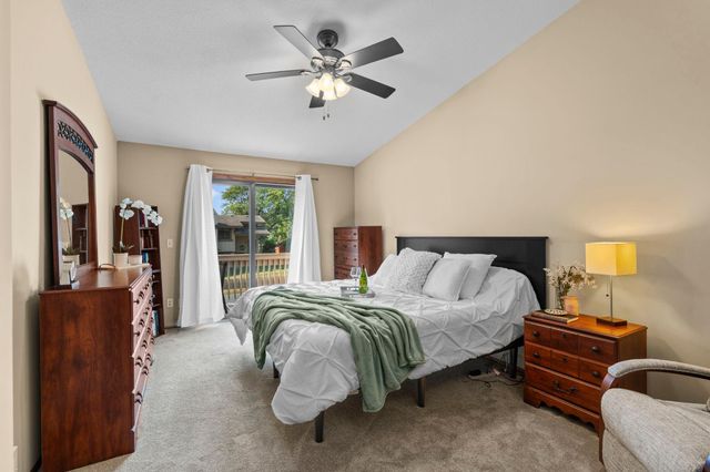 7232 Woodstock Curve, Bloomington, MN 55438
