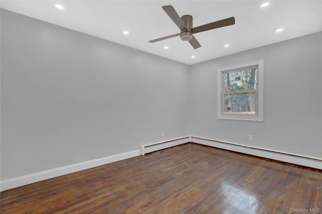 321 Smith Road, Shirley, NY 11967