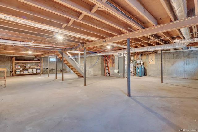 321 Smith Road, Shirley, NY 11967