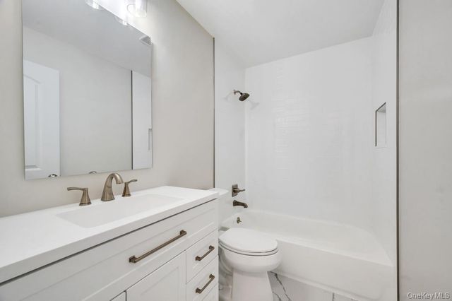 350 Brookhaven Avenue, Riverhead, NY 11901