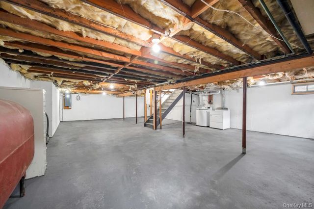 350 Brookhaven Avenue, Riverhead, NY 11901