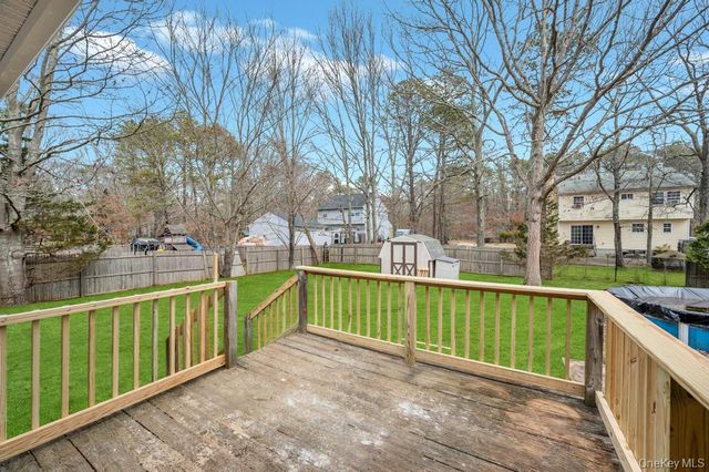 350 Brookhaven Avenue, Riverhead, NY 11901