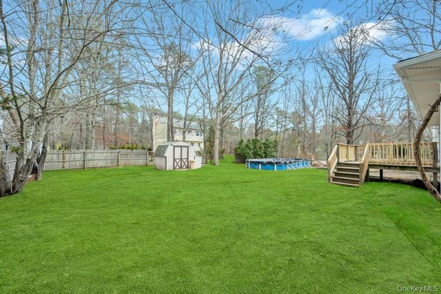 350 Brookhaven Avenue, Riverhead, NY 11901