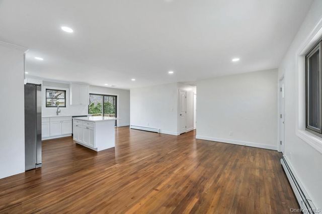 350 Brookhaven Avenue, Riverhead, NY 11901