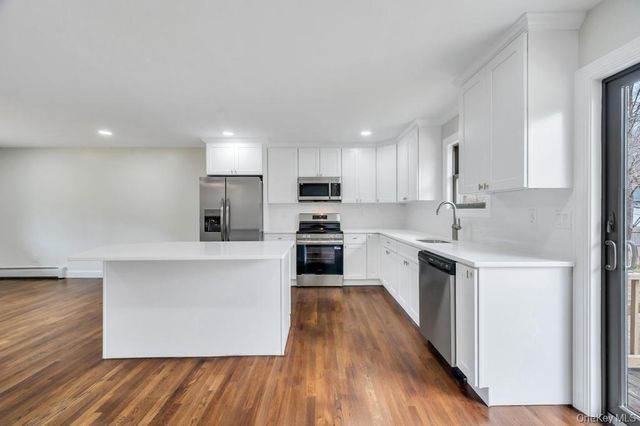 350 Brookhaven Avenue, Riverhead, NY 11901